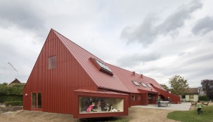 02-centro-juvenil-fritidsklubben-poplen-jyllinge-conelius-voge-atelier