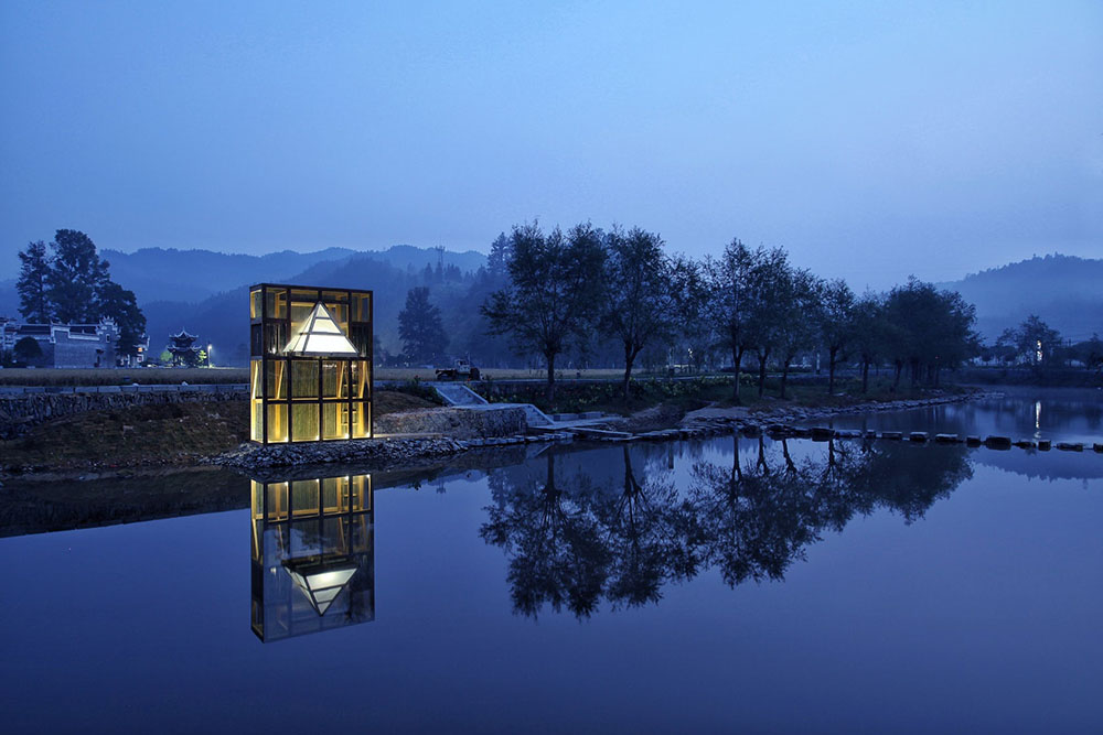 mirrored-Sight-Shelter-One-Take-Architects-Kang-Wei-01