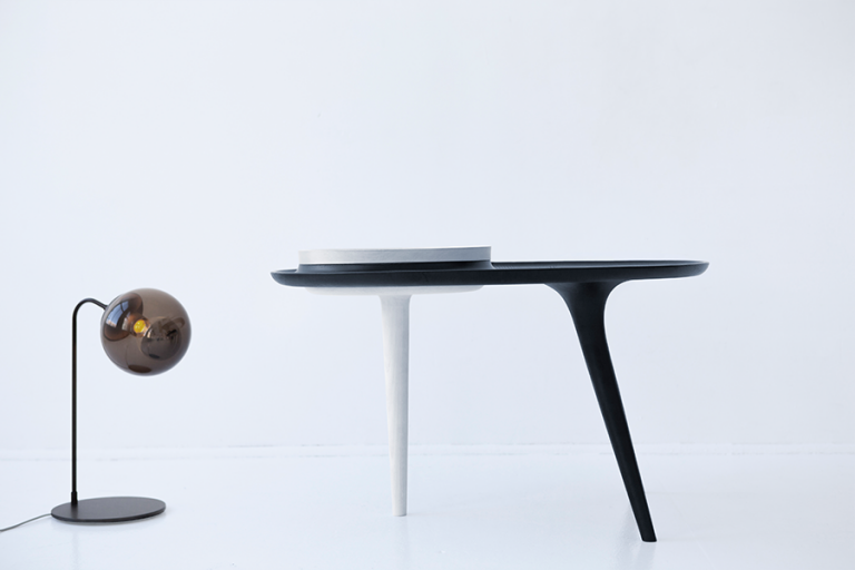 AMBIENTES Codependent por Fletcher Eshbaugh