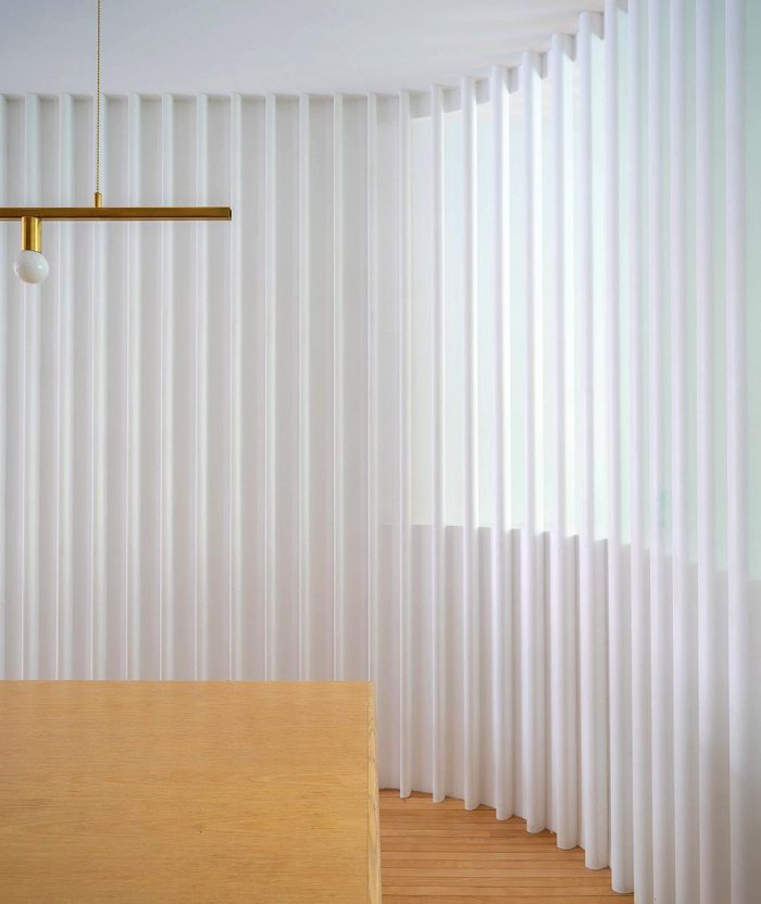 AMBIENTES Quesnel Apartment por Naturehumaine