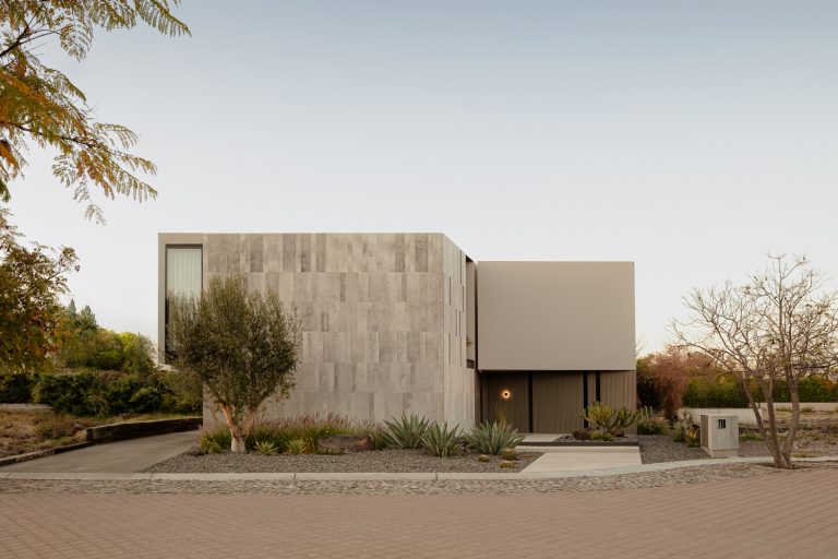 AMBIENTES | Casa Río por el estudio mexicano LABarq