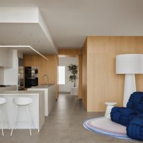 Des Pins por Entre Quatre Murs