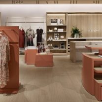 Reitmans en CF Carrefour Laval por BURDIFILEK
