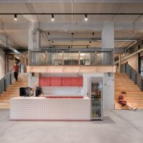 Impact Hub Berlin por LXSY Architektur